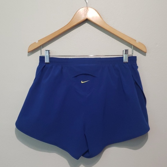 NIKE Dri-Fit Shorts - Picture 3 of 7